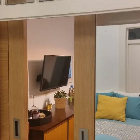 Apartment Vintage In Anjos, Central