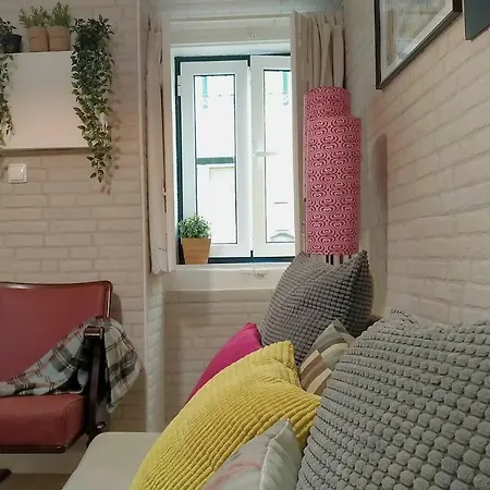 Vintage In Anjos, Central Apartment *